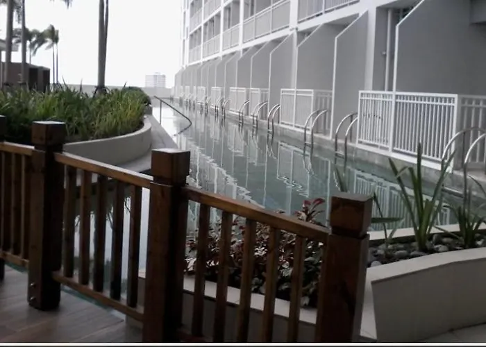 La Maison Breeze Manila